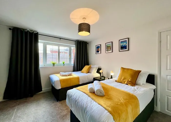 Curzon House Two - Great For Contractors Or Family Holidays