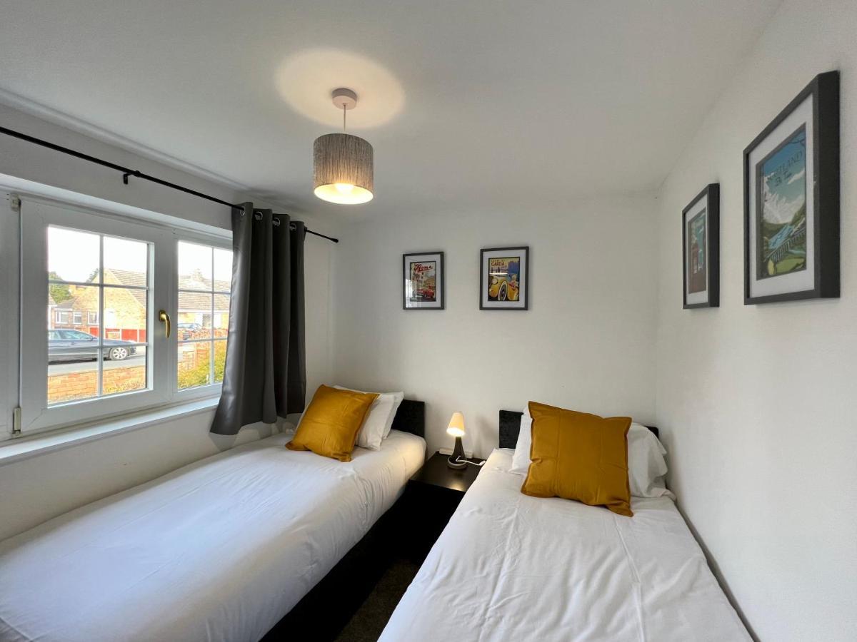 Curzon House Two - Great For Contractors Or Family Holidays *