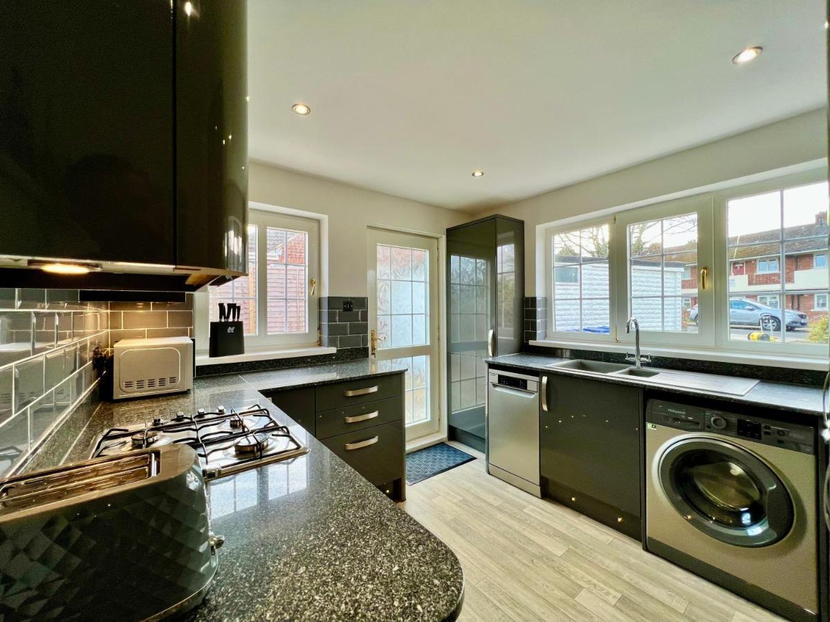 Curzon House Two - Great For Contractors Or Family Holidays